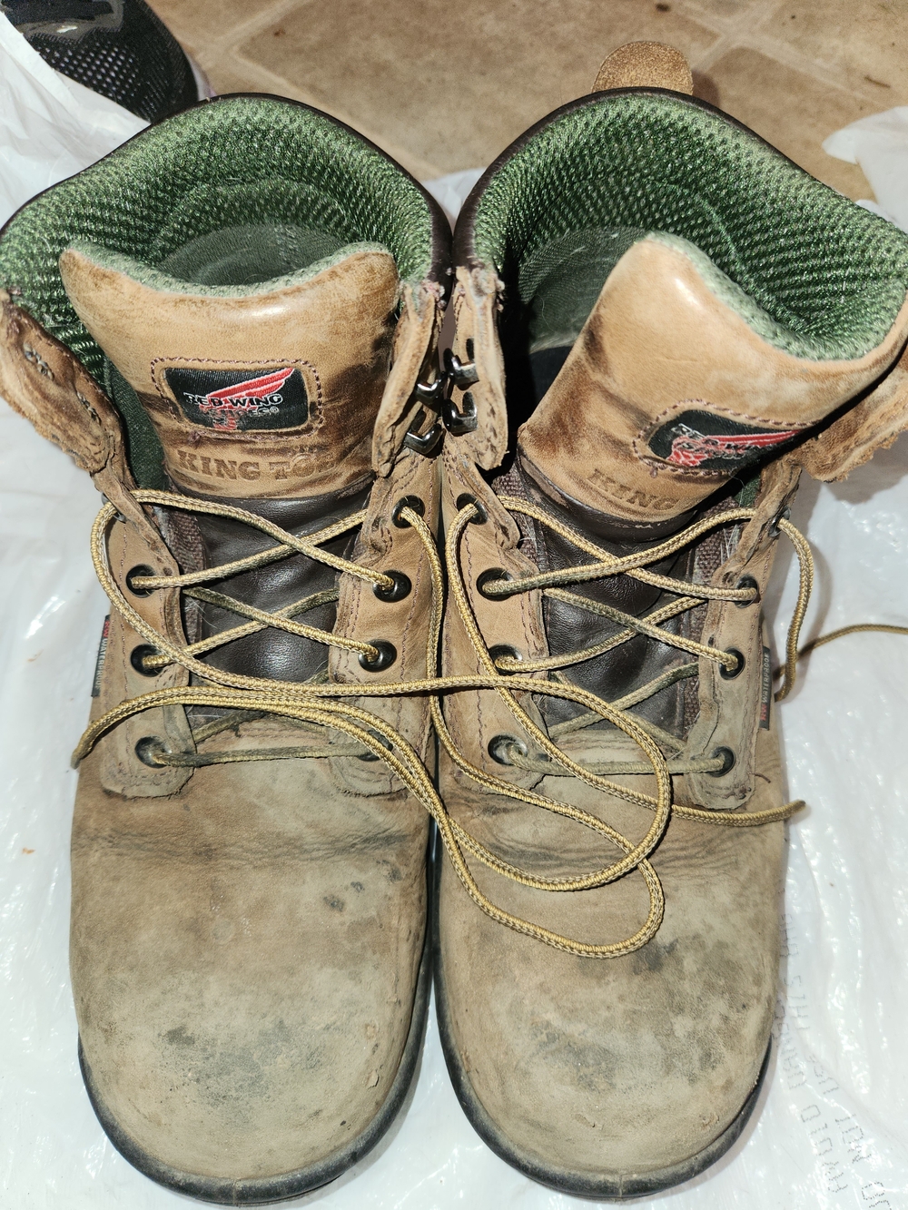 Red Wing Steel Toe Tan Work Boots with Green Lining Size Mens 10